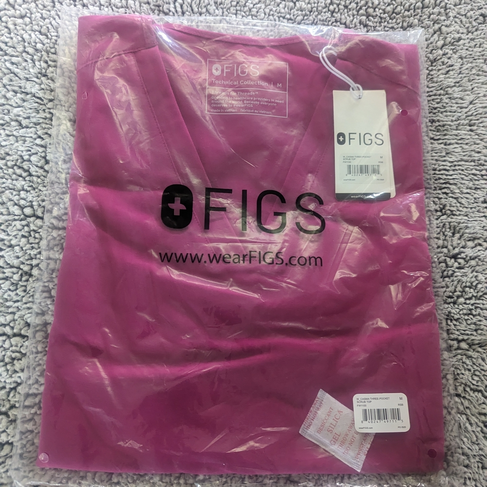 Figs Raspberry Sorbet Women's Casma Scrub Top
